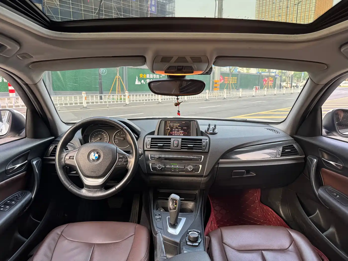 BMW 1 Series (Import) 2013 Facelift 116i Urban Model фото 8