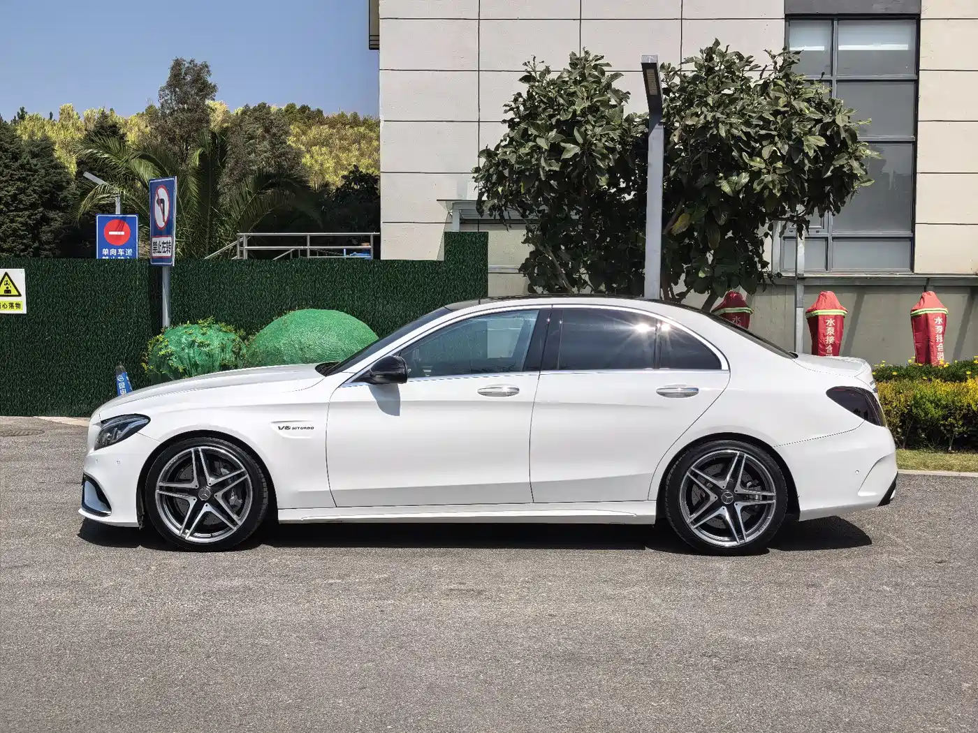 Mercedes-Benz C-Class AMG 2015 AMG C 63 фото 13