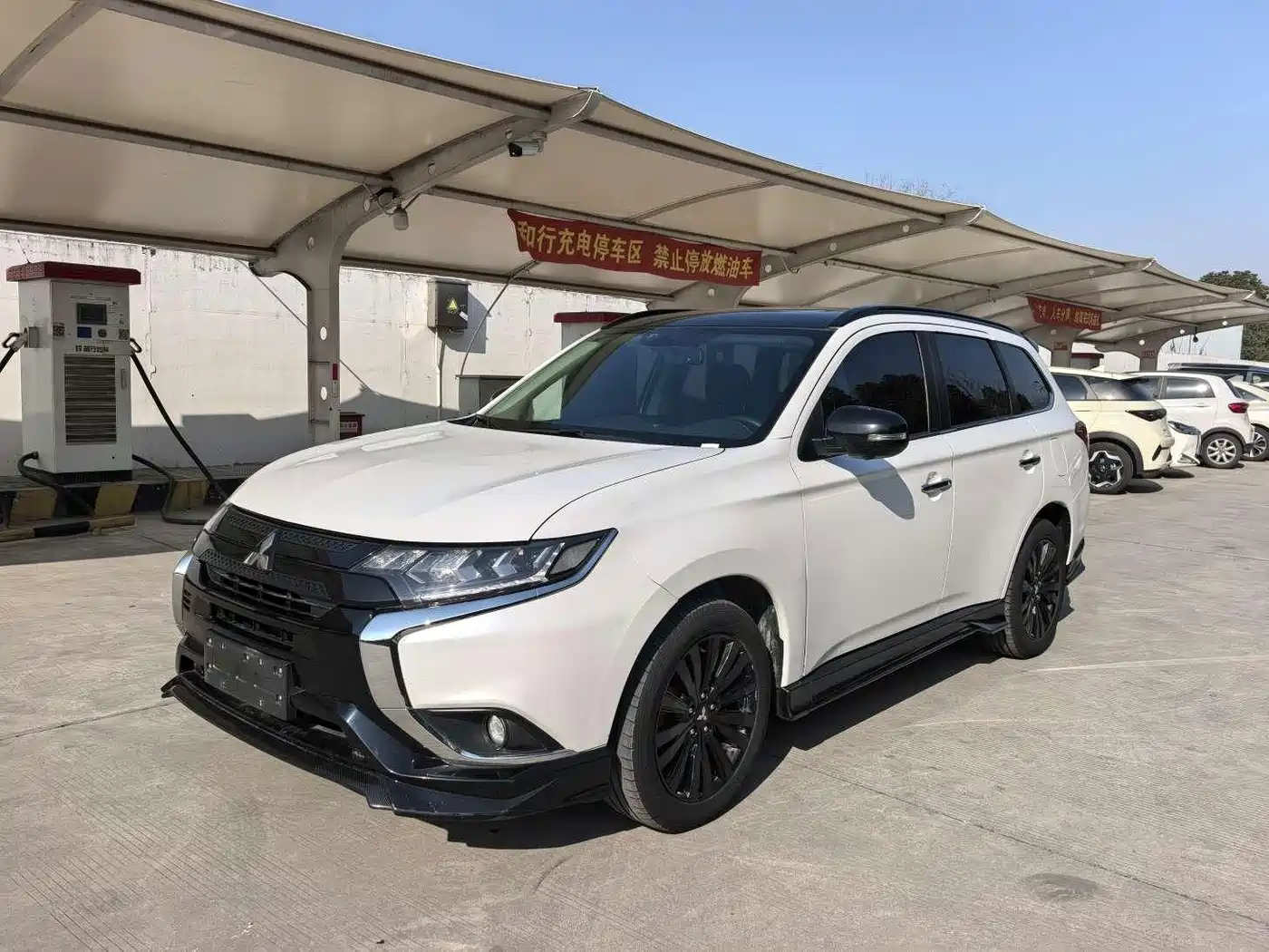 Mitsubishi Outlander 2022 2021 2.4L 4WD Yaodong Edition 5-seater