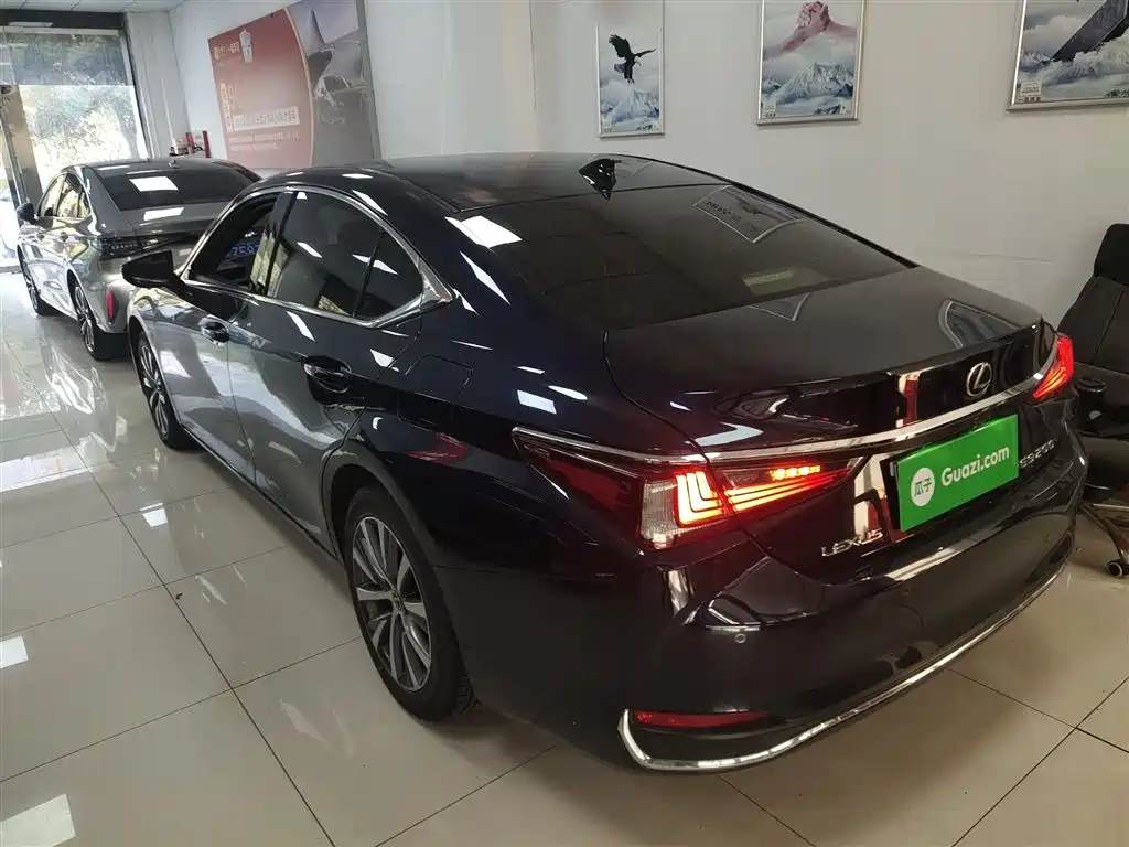 Lexus ES 2020 200 Excellence фото 23