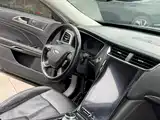 Фото 14 - Ford Taurus
