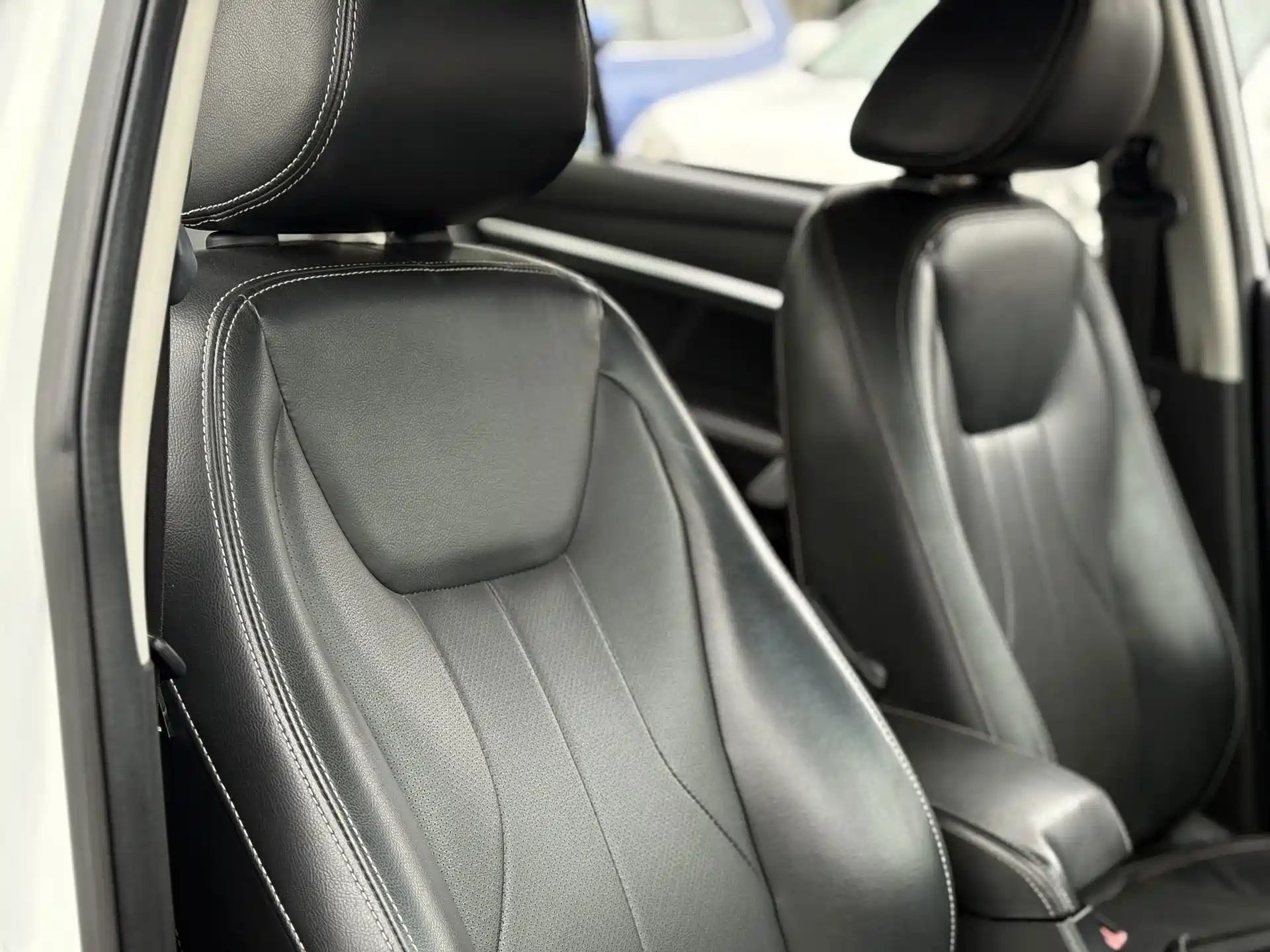 Photo 3 - Geely Emgrand
