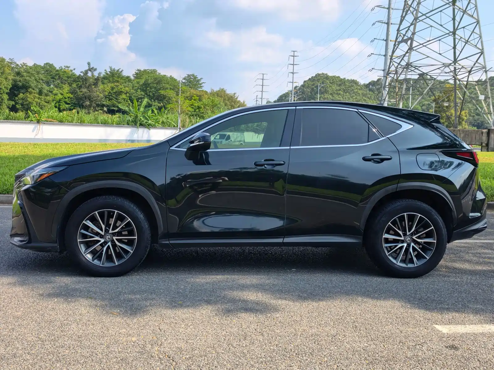 Фото 7 - Lexus NX