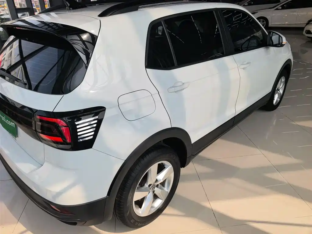VOLKSWAGEN TU KAI