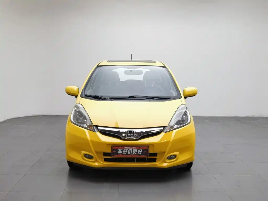 Honda Fit 2013 2011 1.5L Automatic Luxury