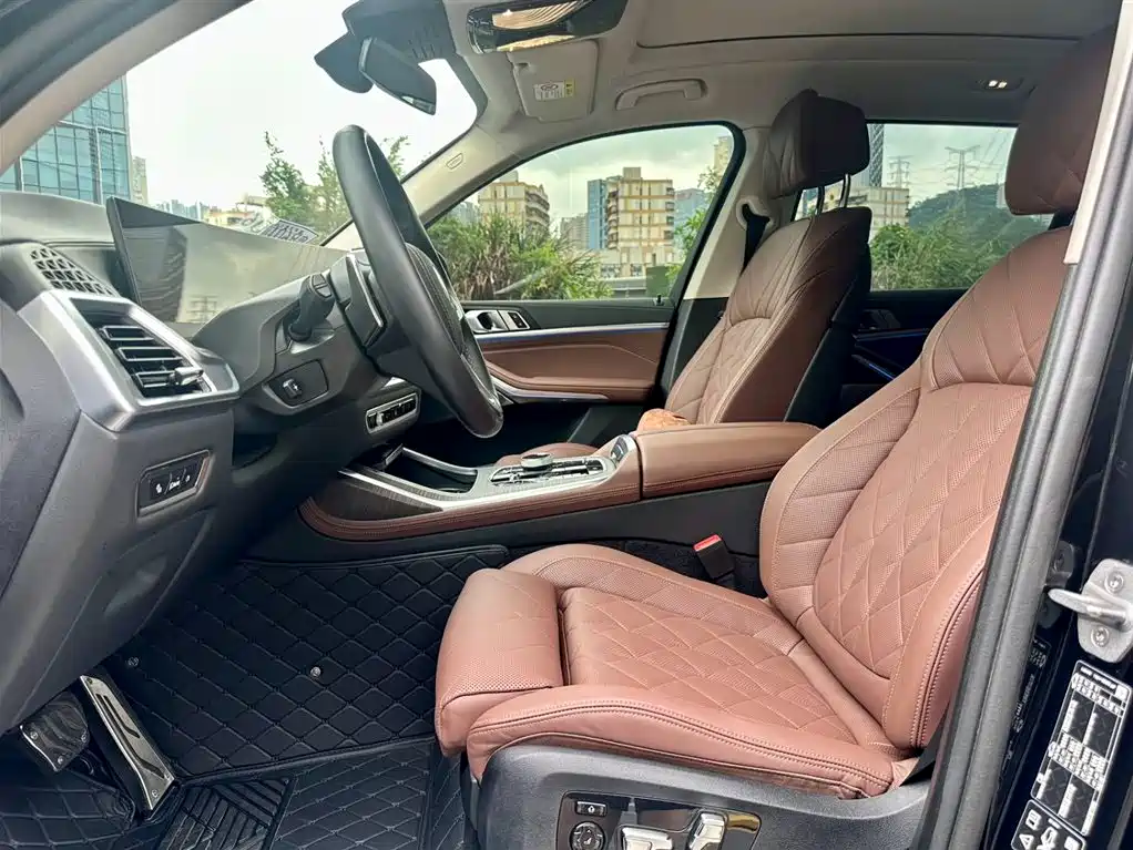 BMW X7 2023 xDrive40i Exclusive Luxury Package фото 10