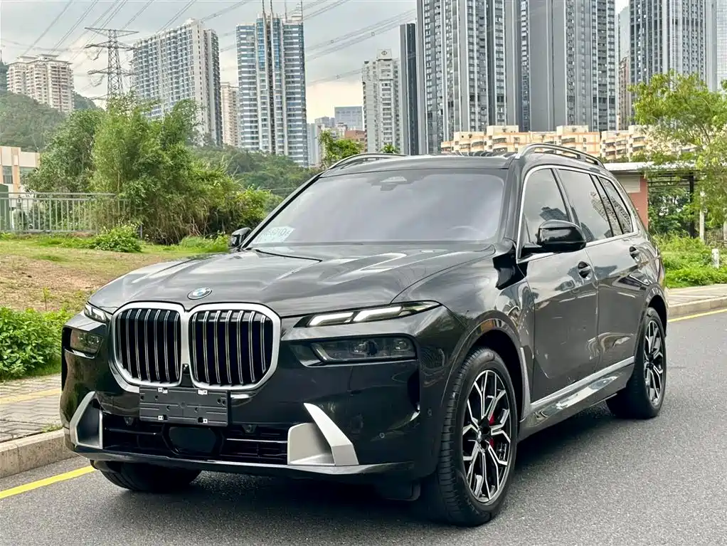 BMW X7 2023 xDrive40i Exclusive Luxury Package