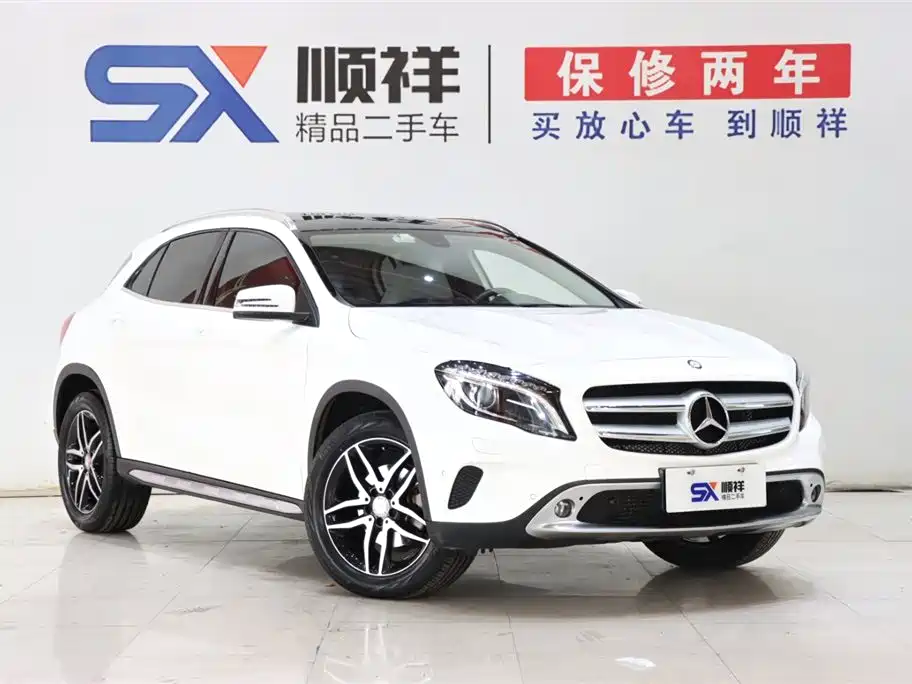 Mercedes-Benz GLA 2015 GLA 200 Fashion фото 3