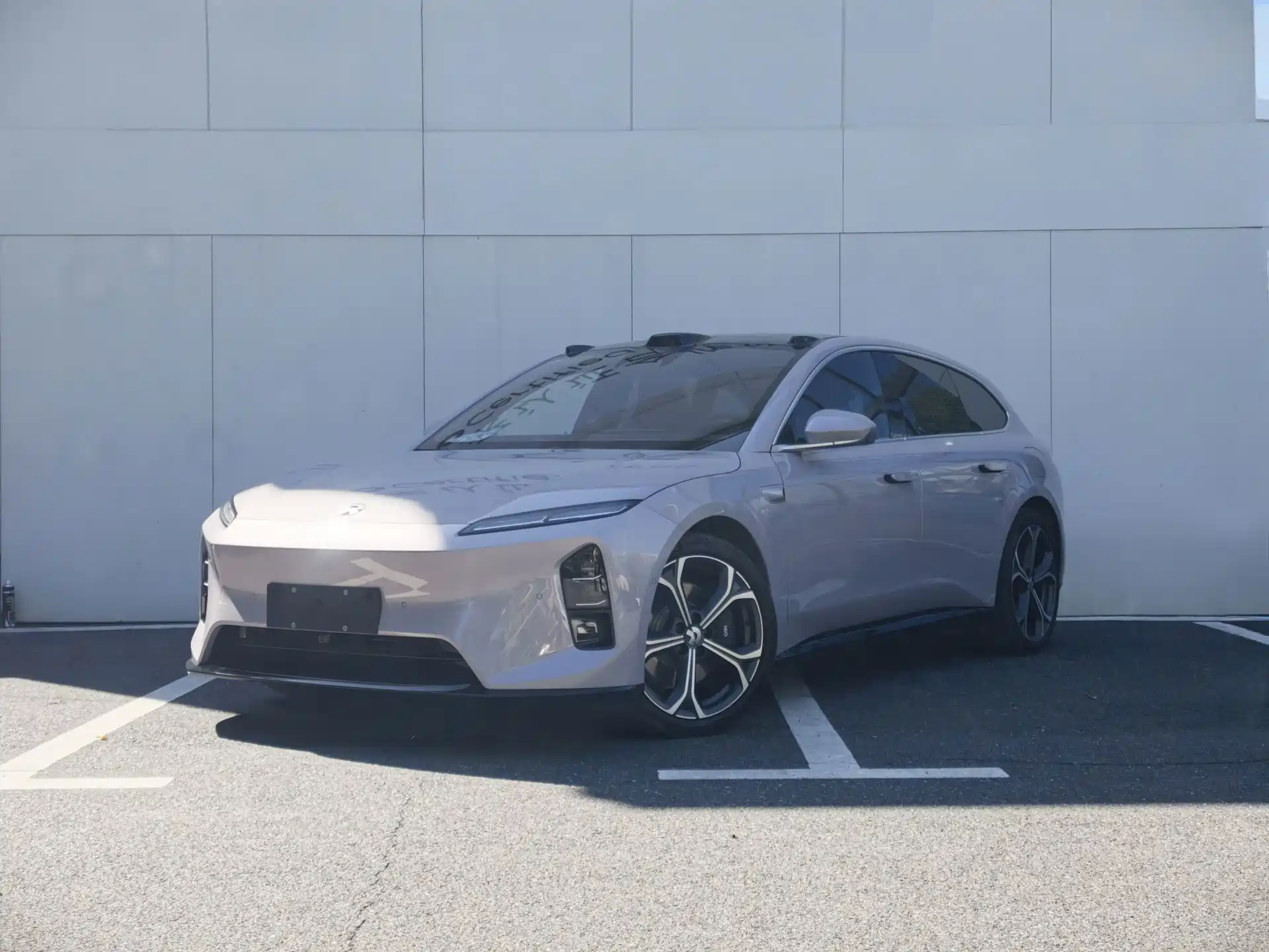 Фото 1 - NIO ET5T
