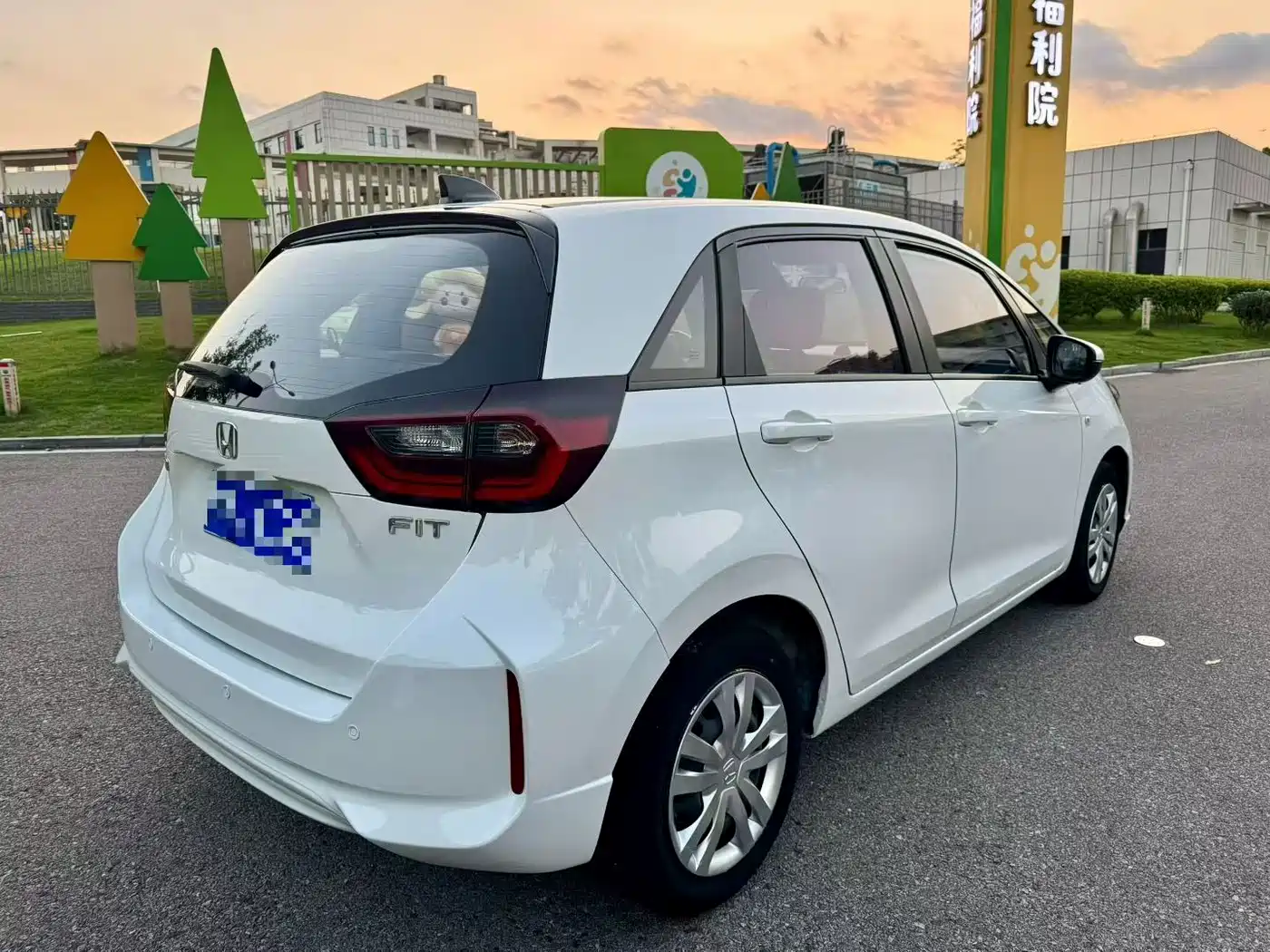 Фото 9 - Honda Fit