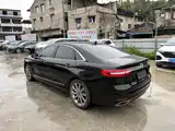 Фото 3 - Ford Taurus