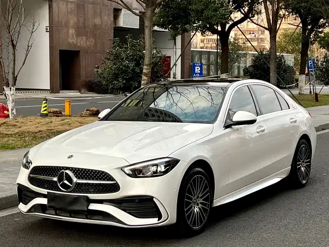 Mercedes-Benz C-Class 2022
