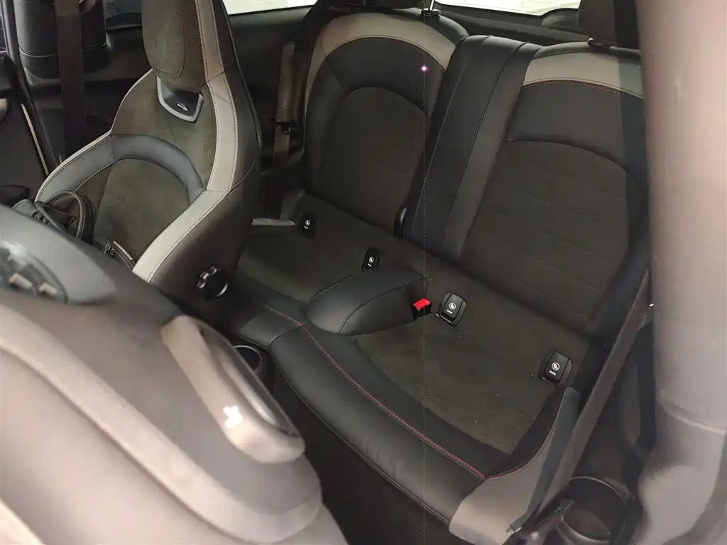 MINI JCW