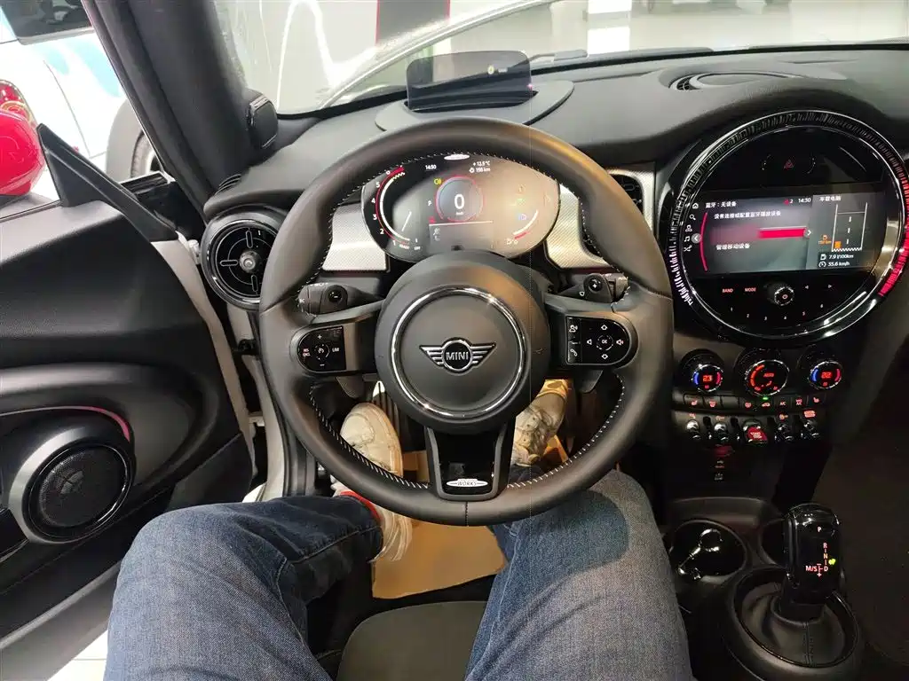 MINI JCW