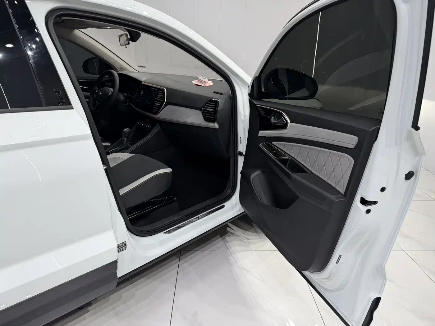 Jetta VS7 2024 2023 280TSI Auto Highlight Comfort Edition