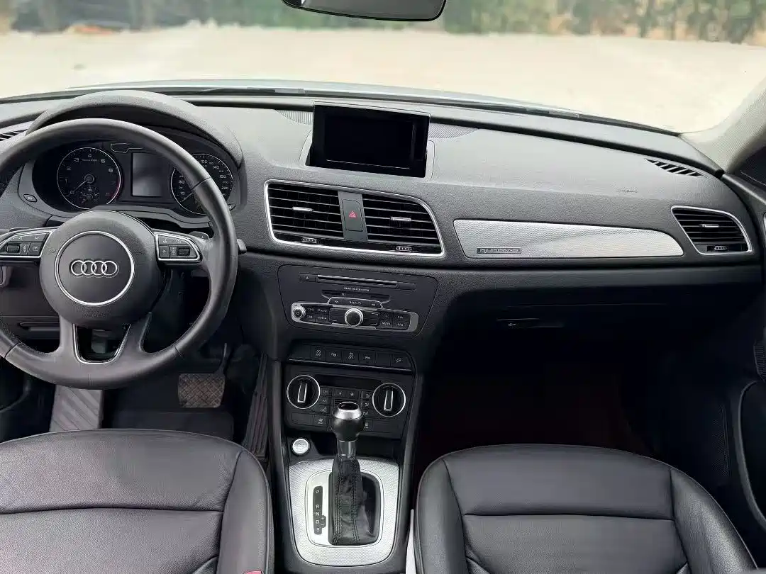 Фото 5 - Audi Q3