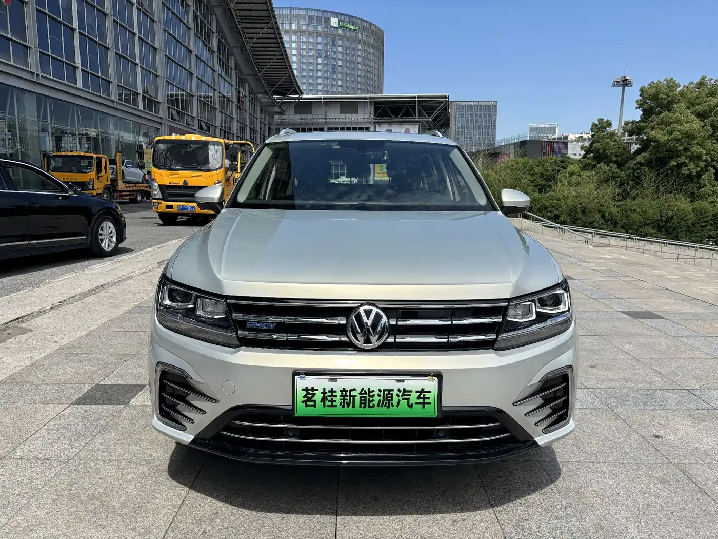 Volkswagen Tiguan L PHEV 2019 430PHEV Hybrid Luxury Edition фото 2