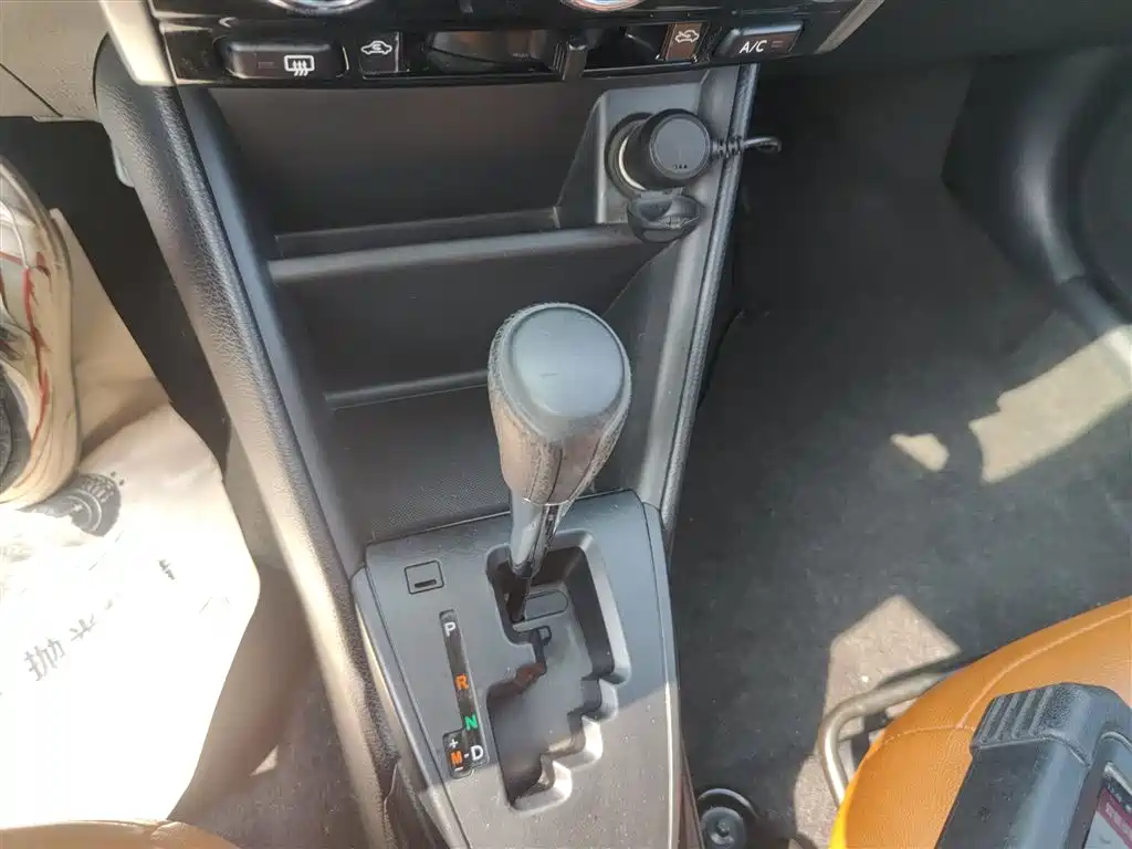 Toyota YARiS L Zhi Xuan 2019 1.5E CVT MeiDong Edition China VI фото 10