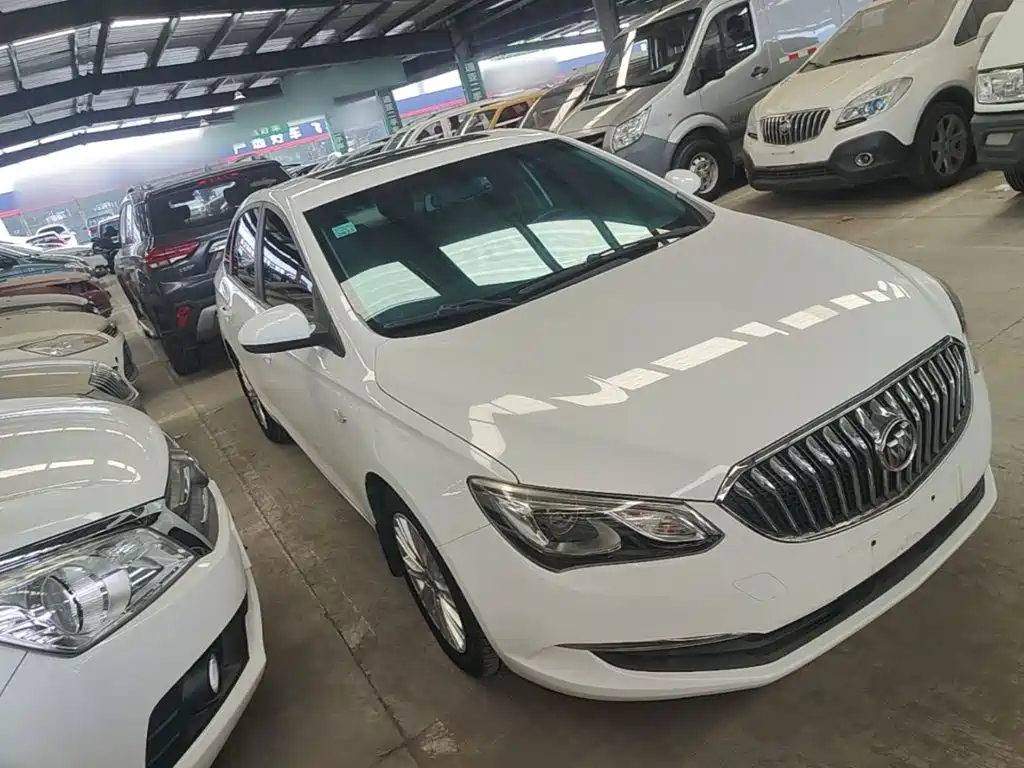 Фото 4 - Buick Excelle