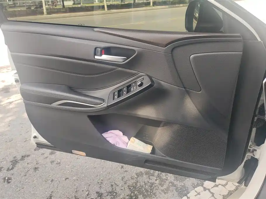 Toyota Avalon 2019 2.0L XLE Premium Edition (China VI) фото 7