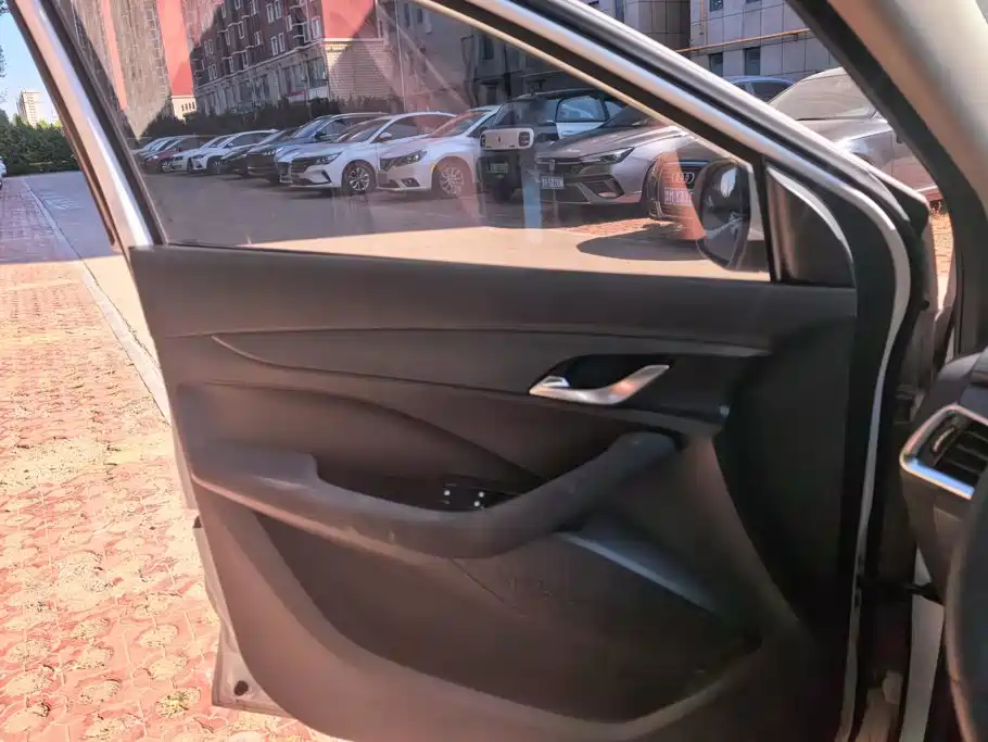 Baojun 360 2019 2019 1.5L Manual Elite China VI