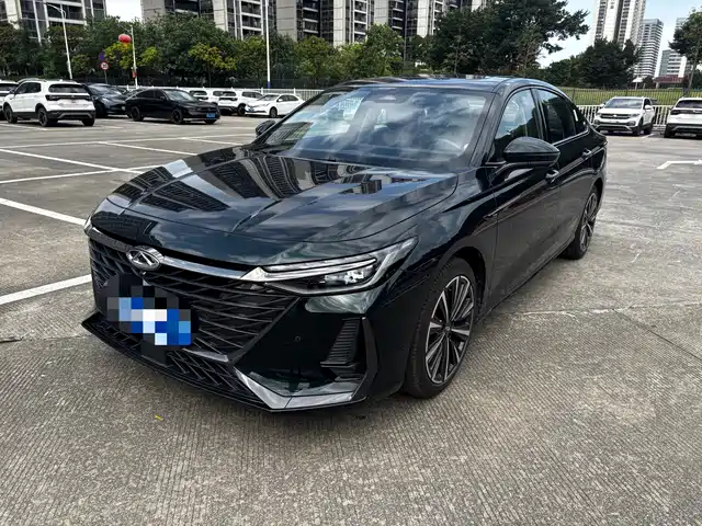 Chery Arrizo 8 2025 Model 2.0T Automatic Royal+