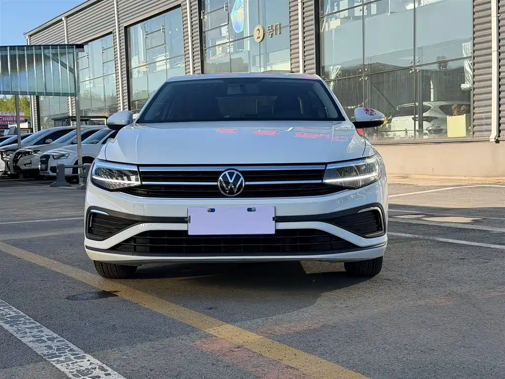 Volkswagen Bora 2023 200TSI DSG Comfort Edition фото 2
