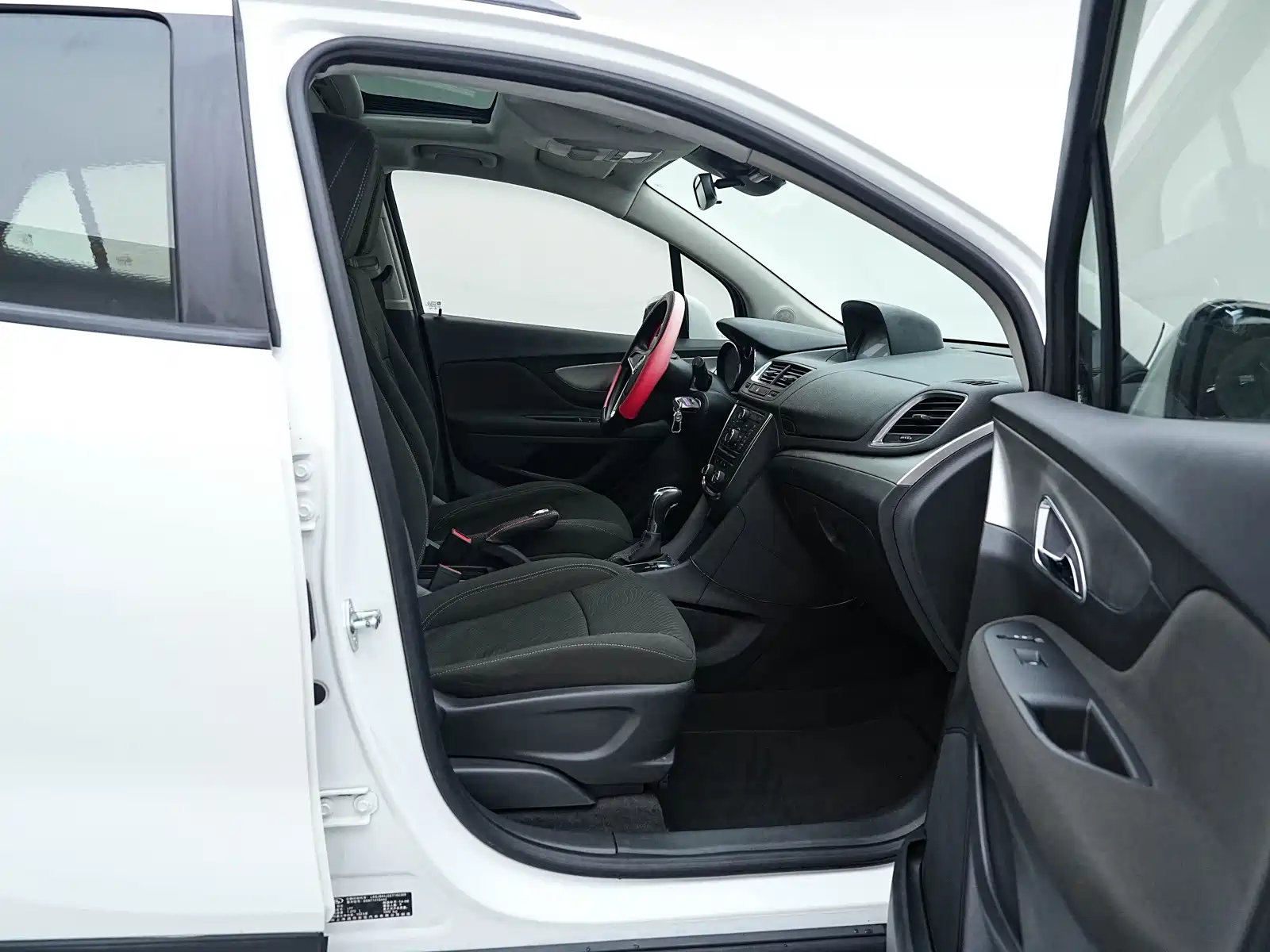 Фото 16 - Buick Encore