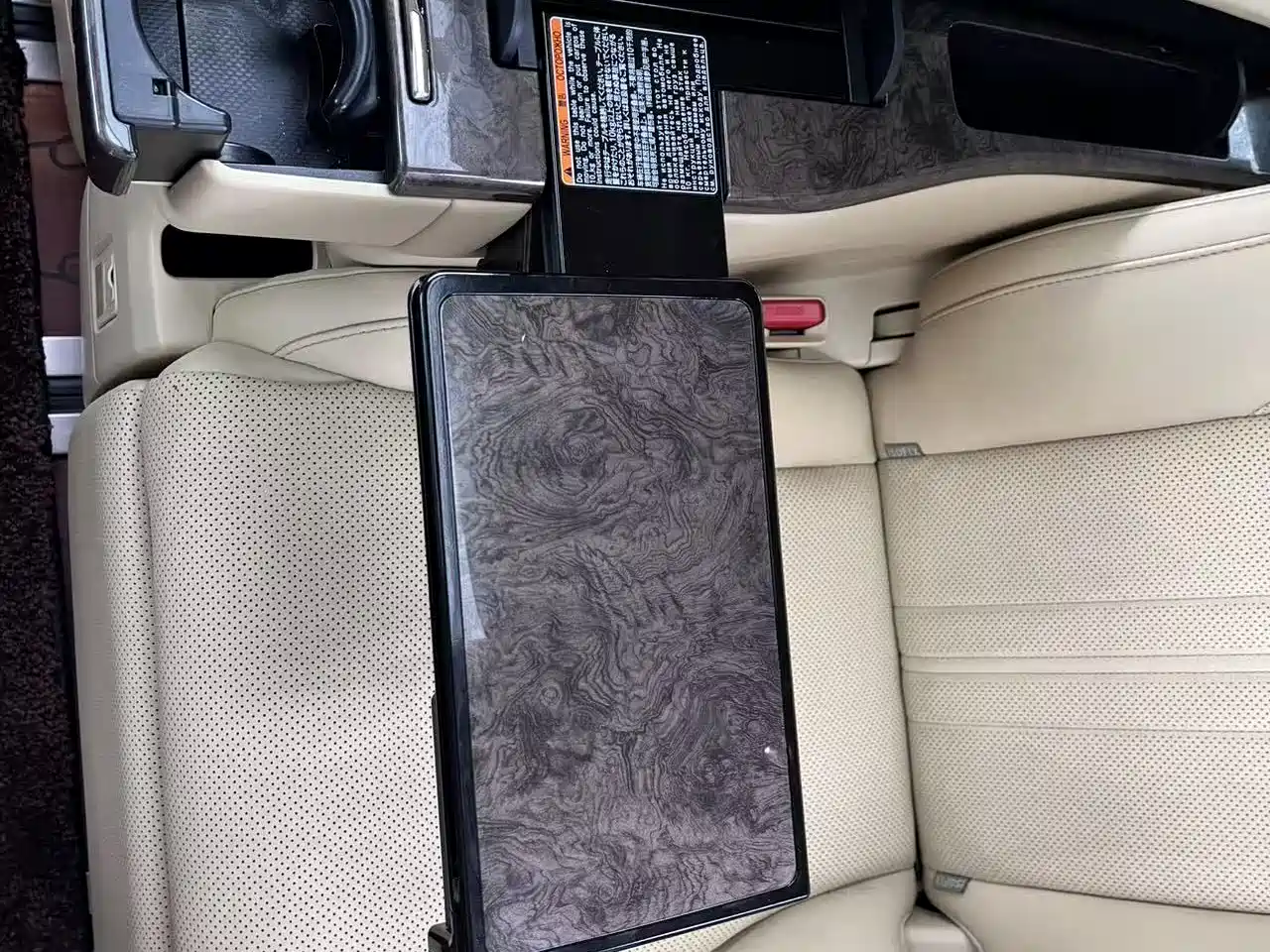 Toyota Alphard 2021 Hybrid 2.5L Premium фото 18