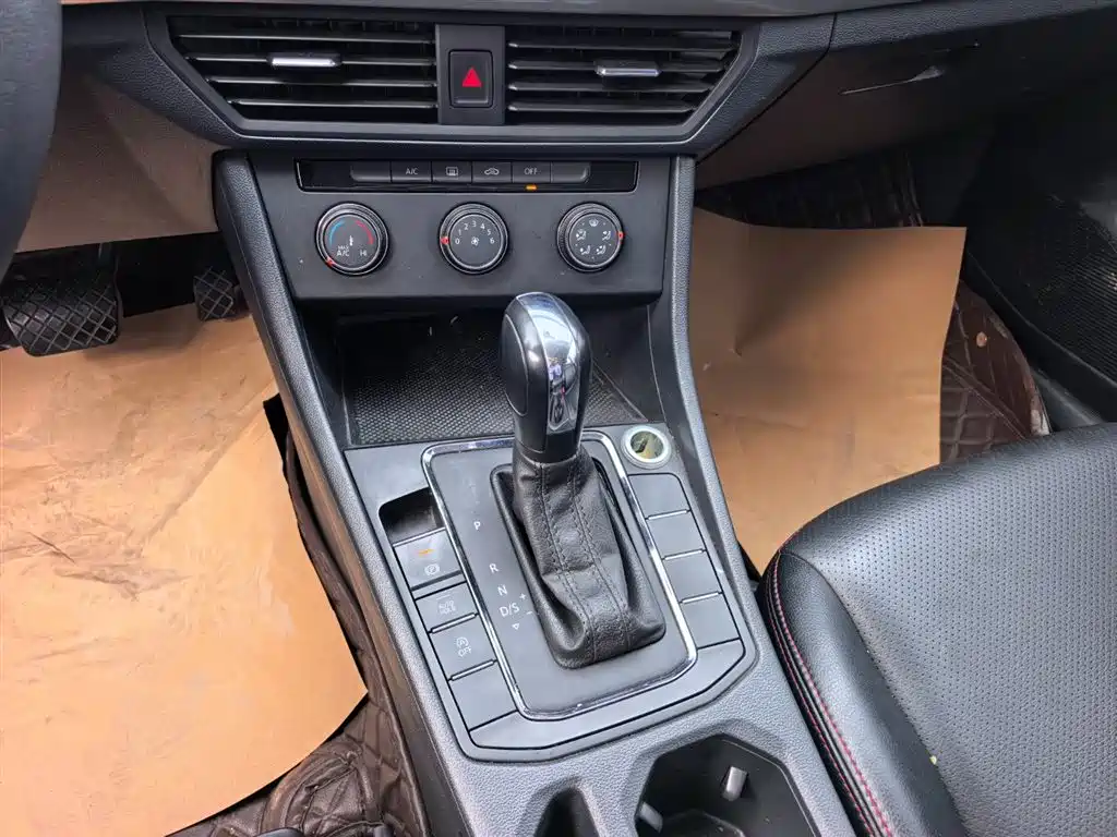 Volkswagen Bora 2021 1.5L Automatic Fashion Smart Edition фото 13