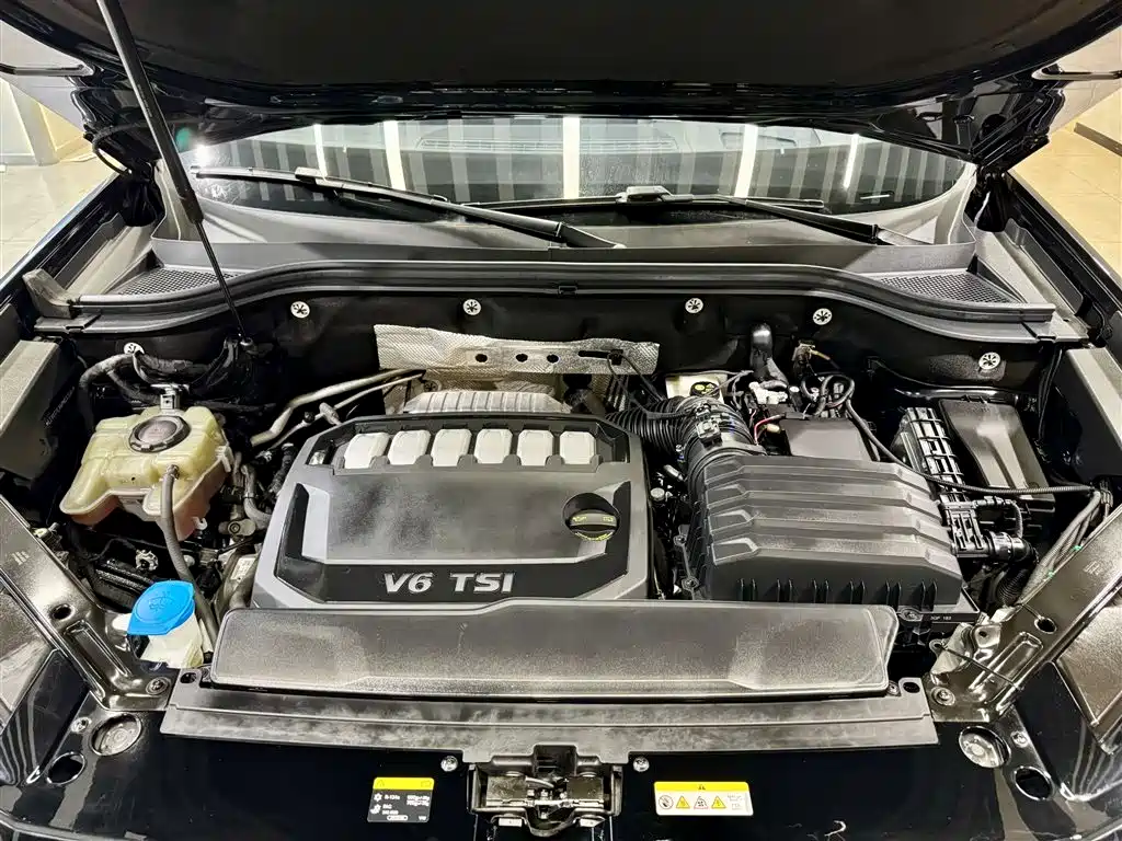VOLKSWAGEN TOURANG