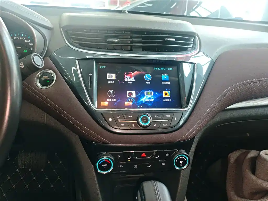 Chevrolet Malibu 2018 530T Automatic Luxury Edition фото 9