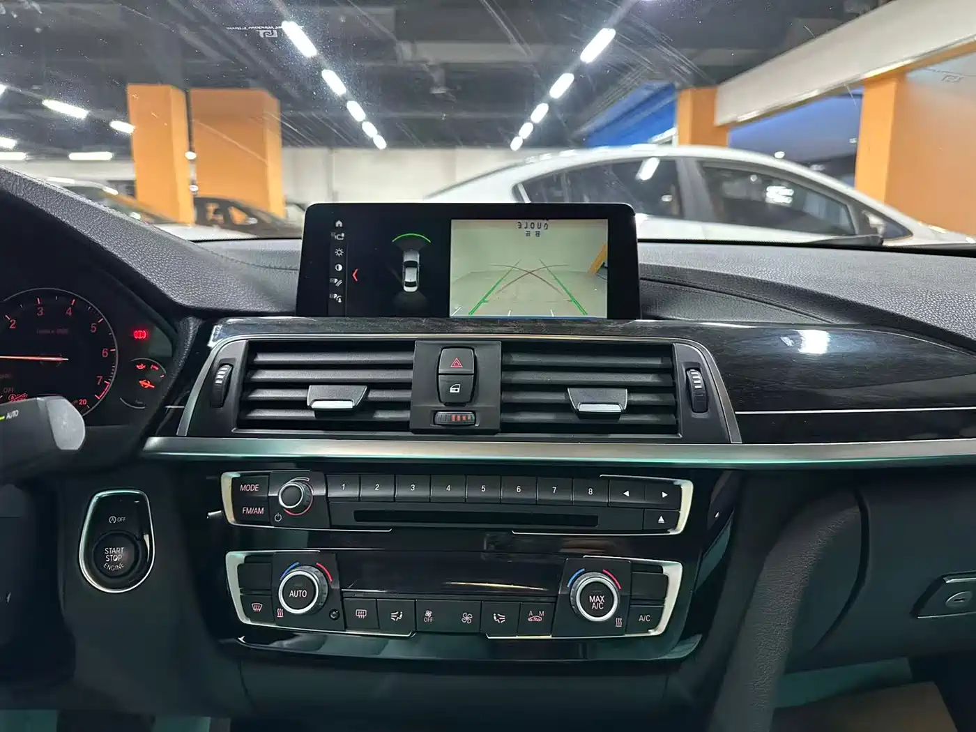 BMW 3 Series 2018 320Li M Sport Black Night Edition фото 13