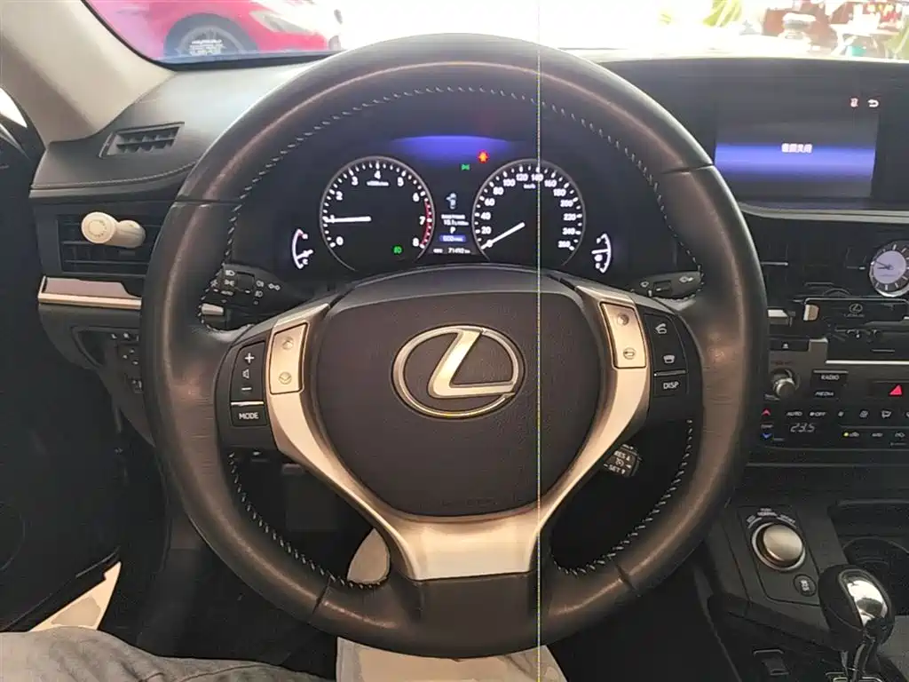 Lexus ES 2014 250 Elite Edition фото 11