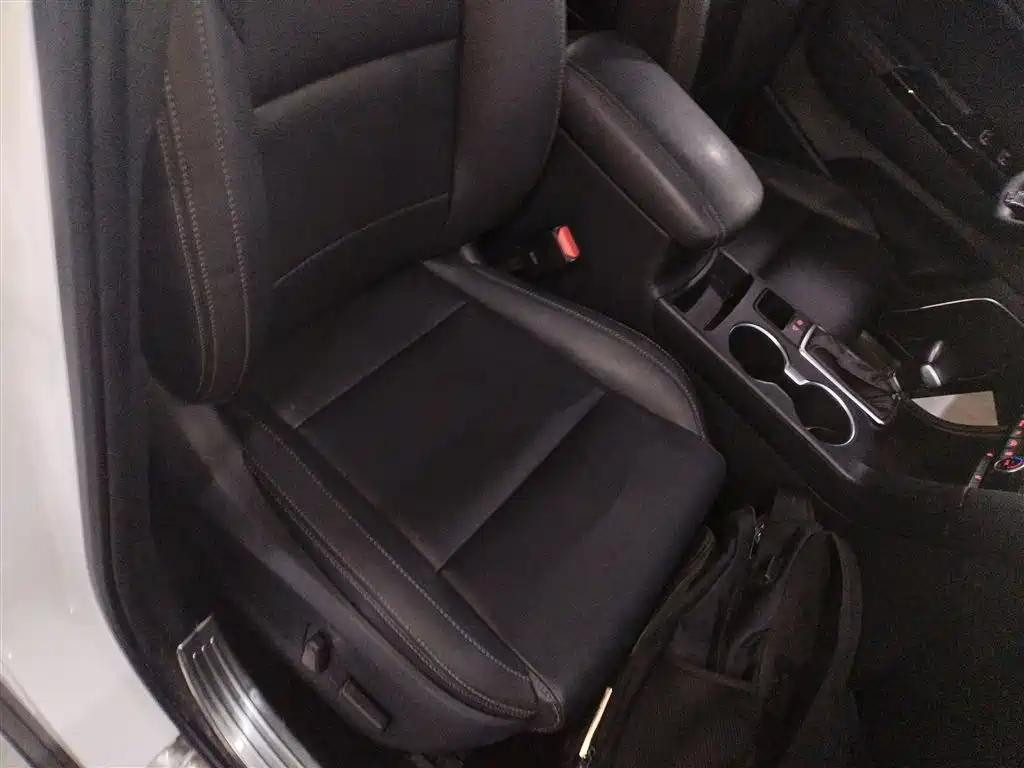 KIA KX5
