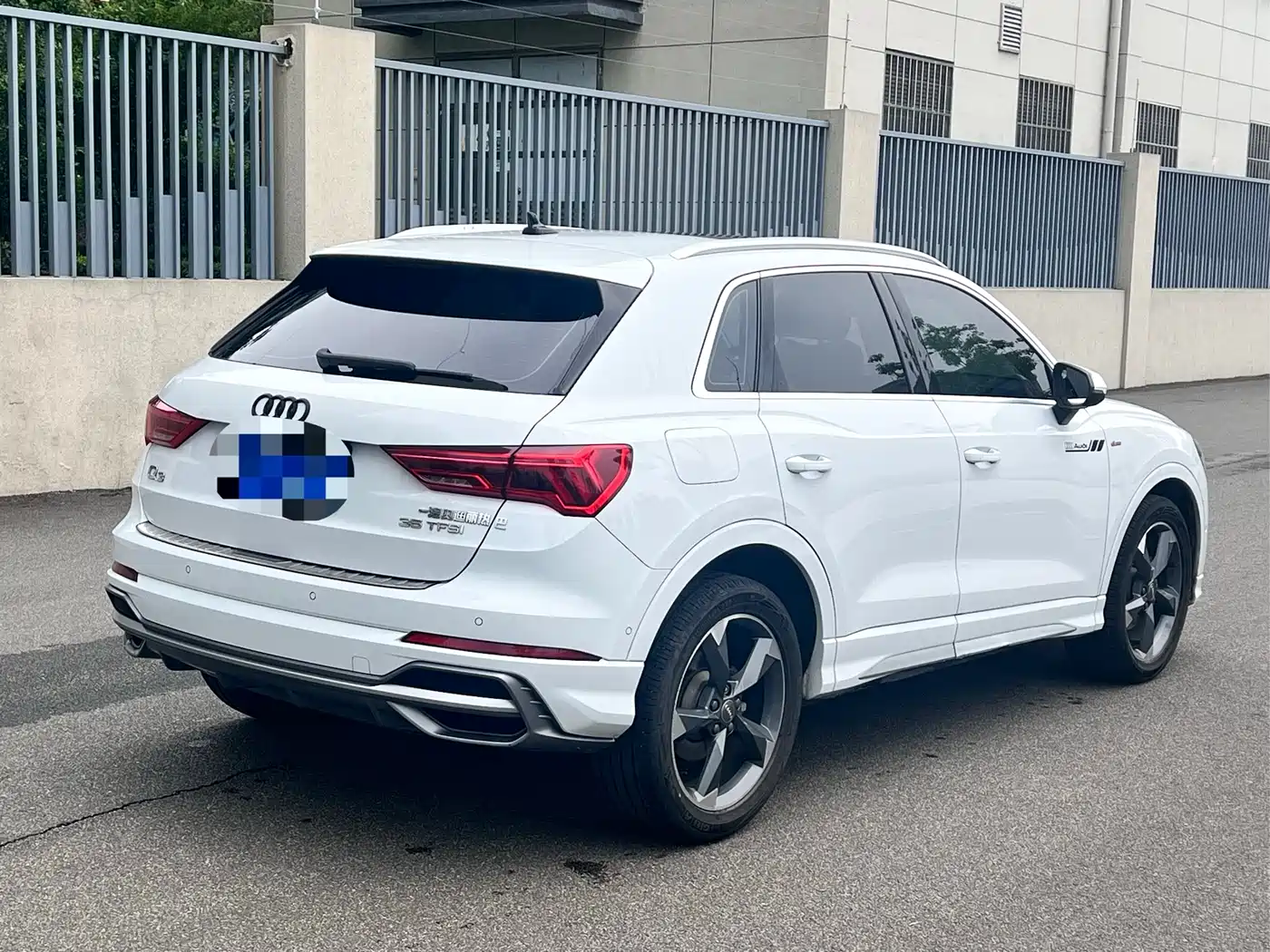 Audi Q3 2021 35 TFSI Fashion Sport фото 4
