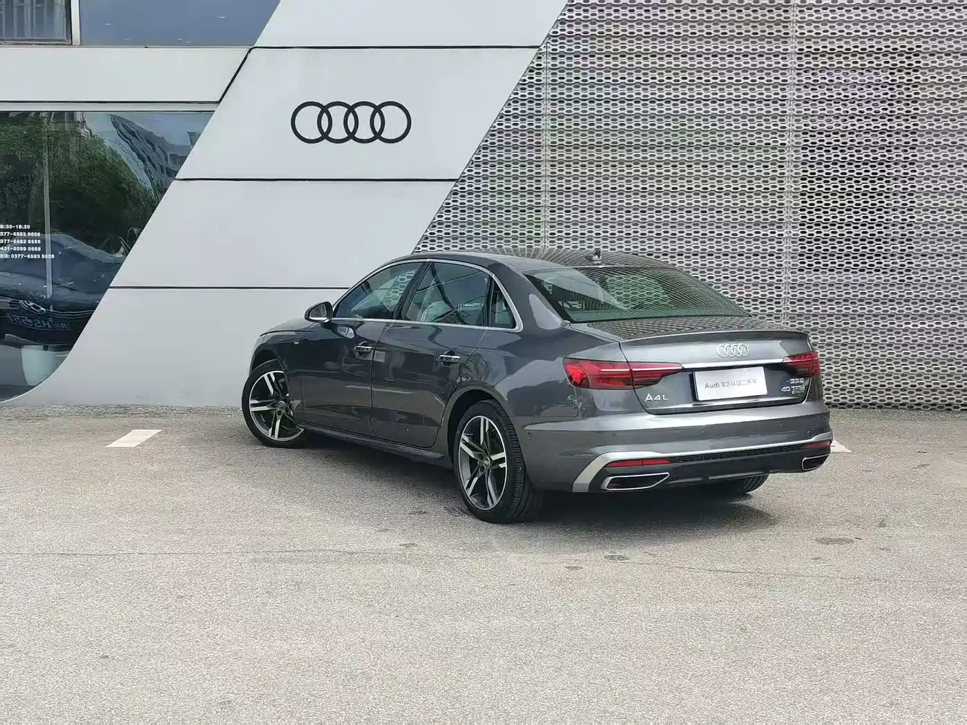 Audi A4L 2020 40 TFSI quattro Luxury Dynamic фото 13