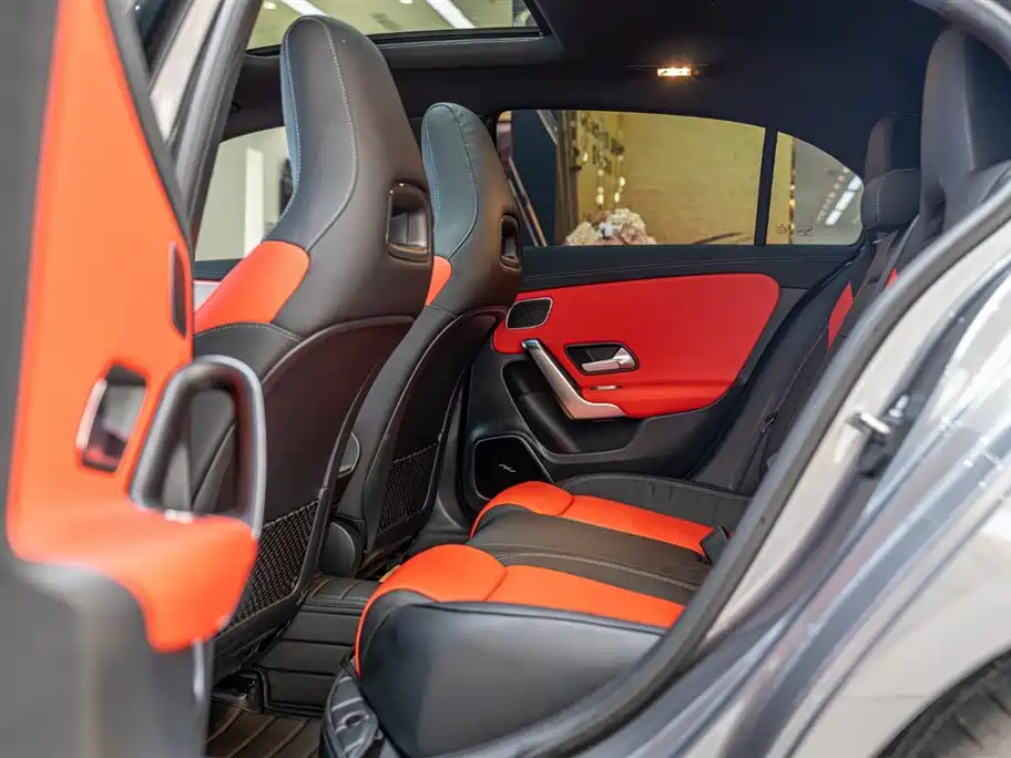 Mercedes-Benz A-Class AMG (Import) 2025 AMG A 35 4MATIC фото 21