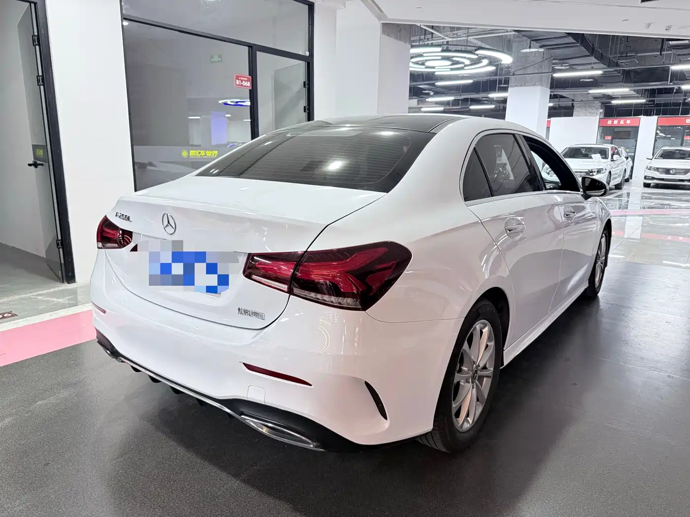 Mercedes-Benz A-Class 2020 A 200 L Sport Sedan фото 15