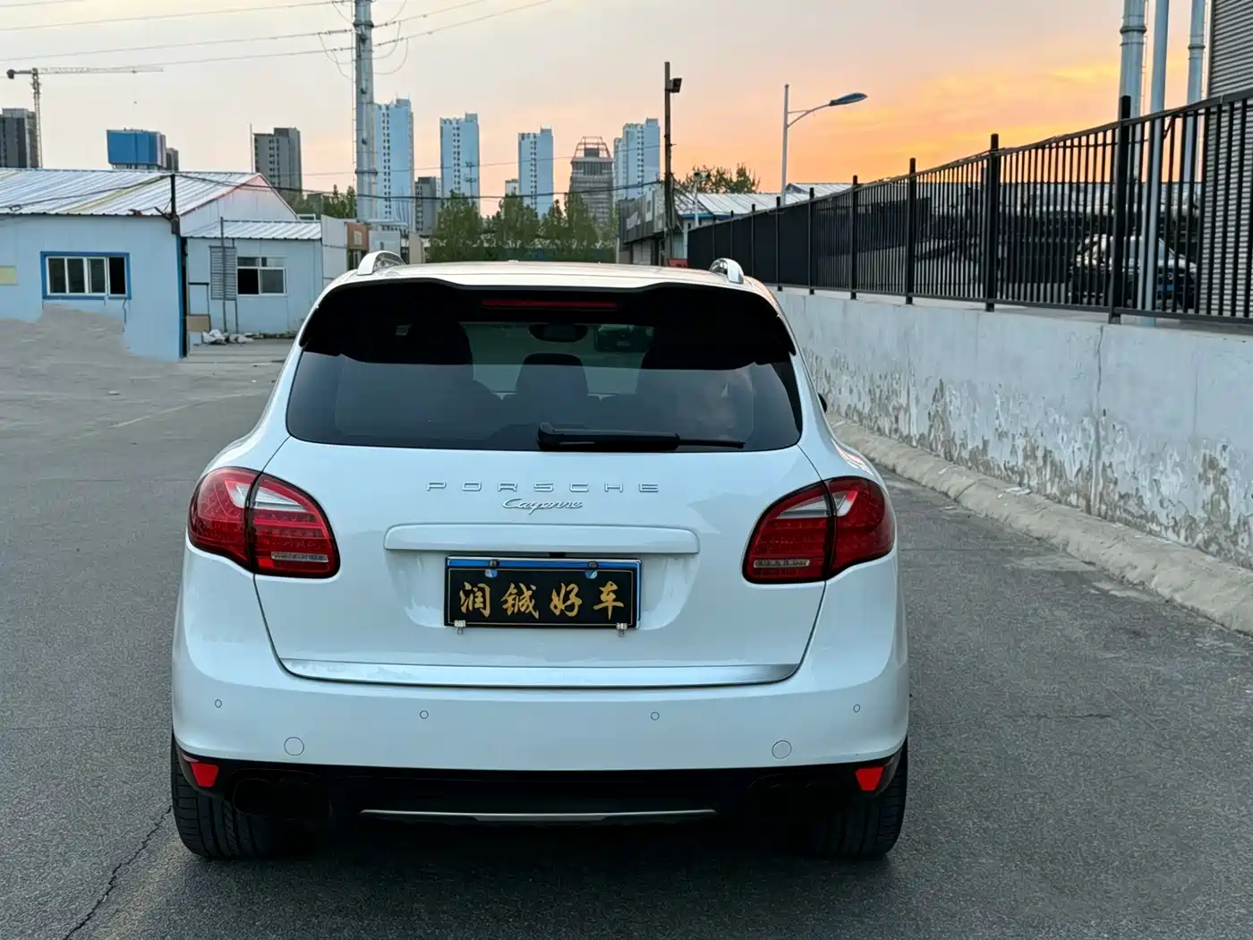 Porsche Cayenne 2014 Cayenne Platinum Edition 3.0T фото 6