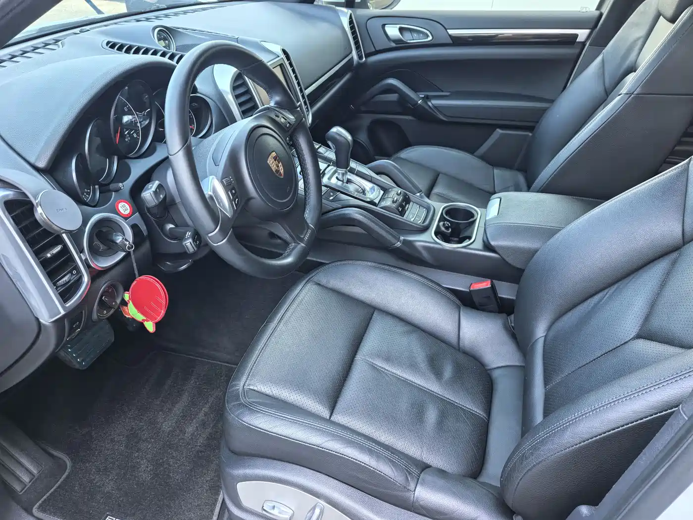 Porsche Cayenne 2014 Cayenne Platinum Edition 3.0T фото 8