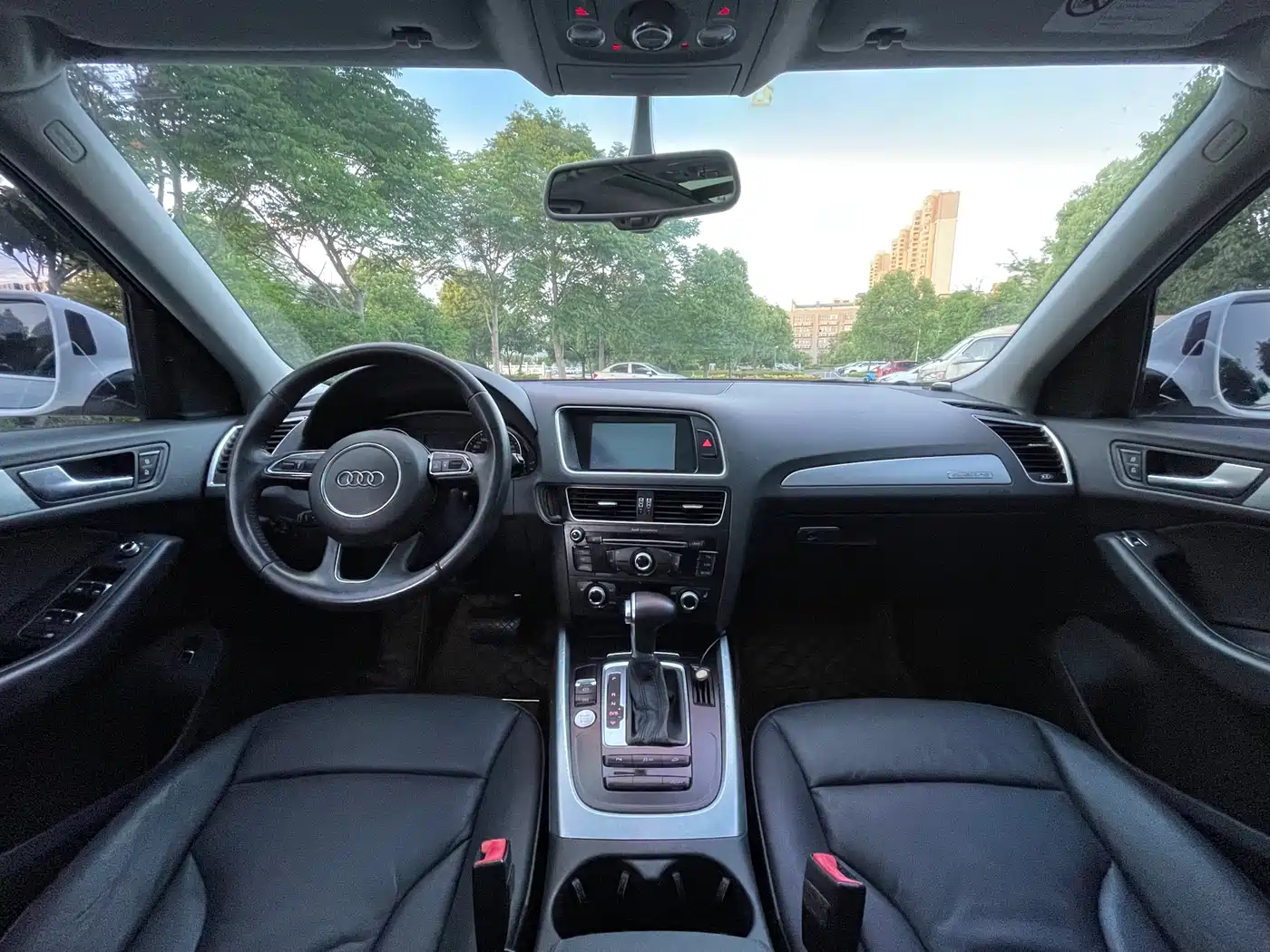 Audi Q5 2017 40 TFSI Technology фото 8