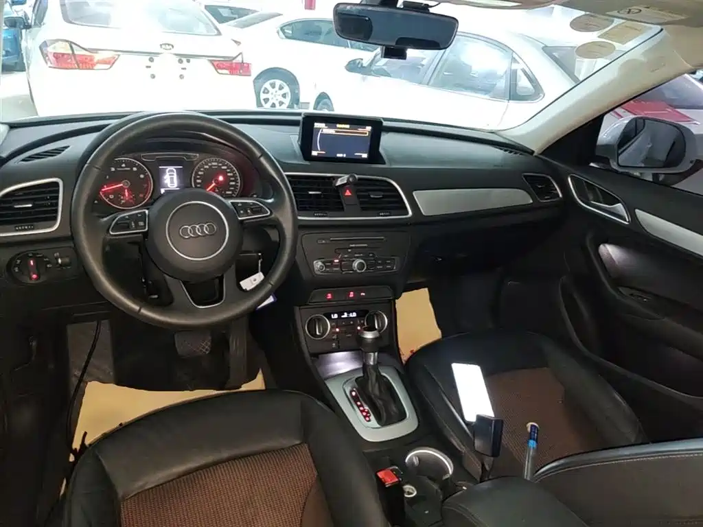 Audi Q3 2018 30th Anniversary Edition 30 TFSI Fashion фото 10