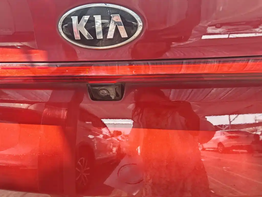 Kia K2 2018 2017 Sedan 1.4L AT GLS