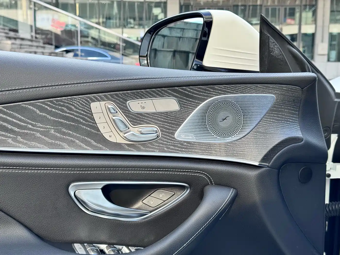 MERCEDES-BENZ CLS