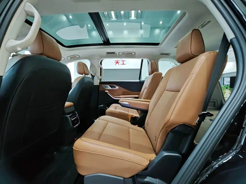 Hongqi HS7 PHEV 2026 2025 Revised Model 2.0T PHEV 4WD 2 Million Units Commemorative Edition 6-Seater