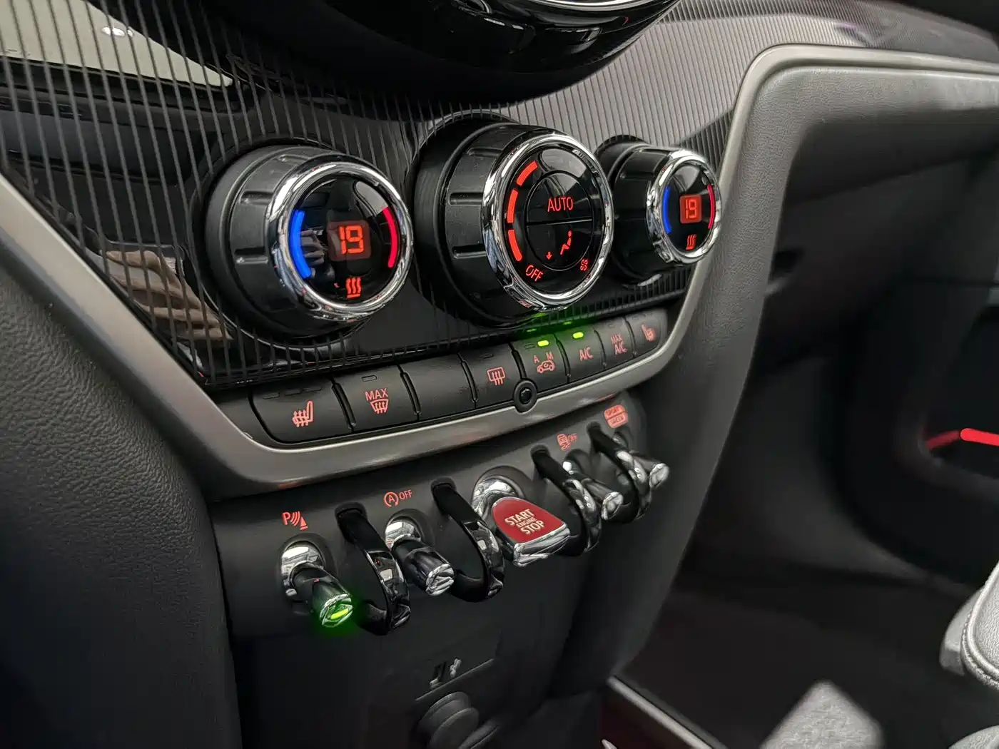 MINI COUNTRYMAN 2023 2023 Facelift 1.5T COOPER ALL4 Connoisseur
