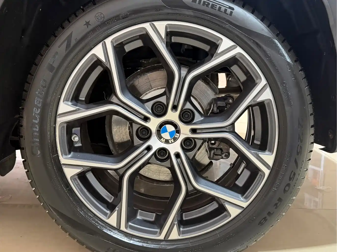 BMW X1 2022 sDrive20Li Fashion фото 28