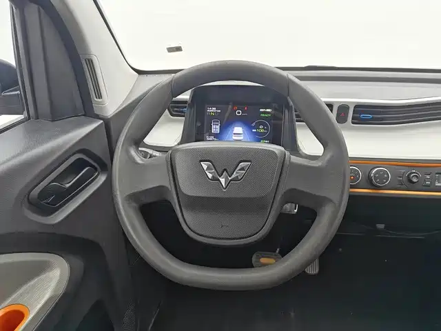 Фото 9 - Wuling Motors Hongguang MINIEV