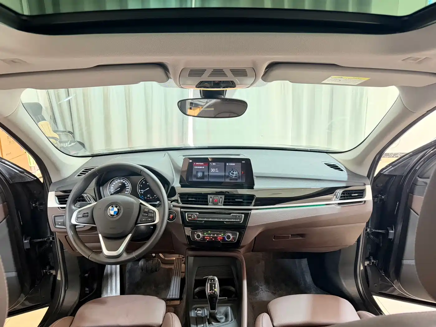 BMW X1 2022 sDrive20Li Fashion фото 23